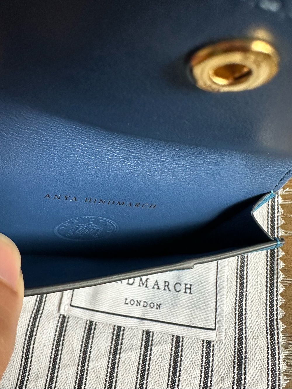 Anya Hindmarch envelope card case zany in sea blue Capra with blueberry circus - Picture 3 of 3